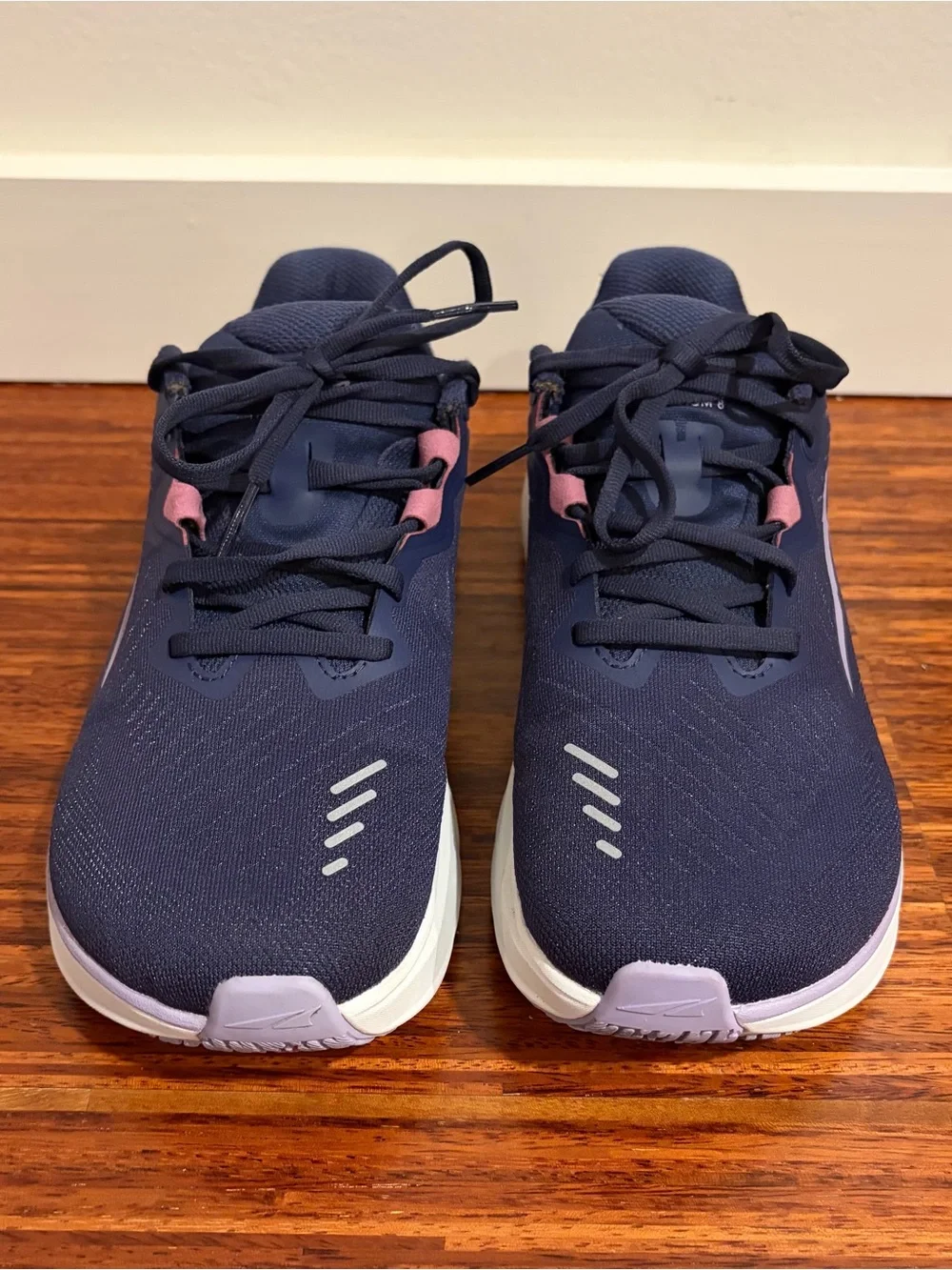 Altra Paradigm 8 Shoes Womens Size 8.5 Purple Violet Athletic Running Sneakers